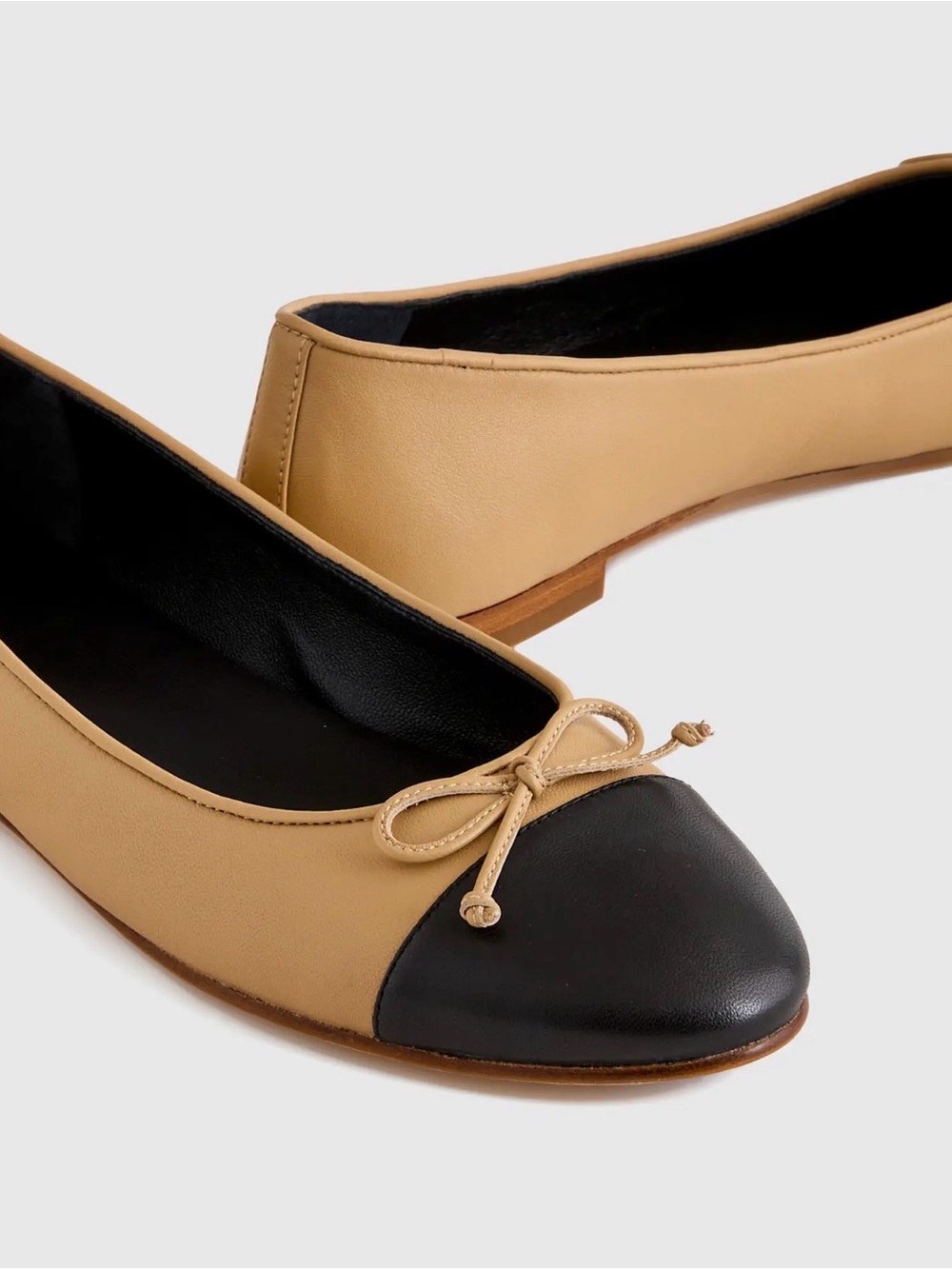 Quince Two-Tone Bow Ballet Flat in Tan and Black